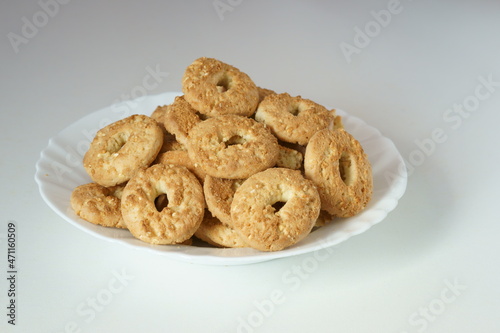 Canvastavla Biscotti nel piatto preparati con farina di riso e mais