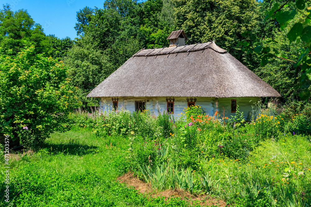 Ancient traditional ukrainian rural house in Pyrohiv (Pirogovo) village near Kiev, Ukraine Ancient traditional ukrainian rural house in Pyrohiv (Pirogovo) village near Kiev, Ukraine