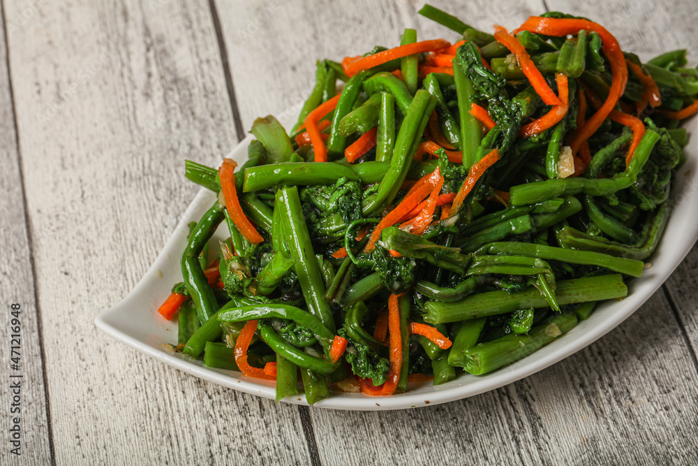 Pickled fern salad with korean carrots Pickled fern salad with korean carrots