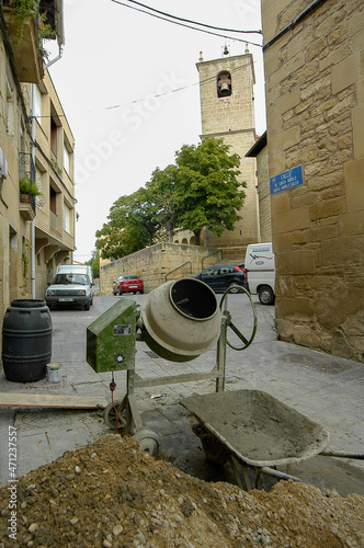 Vista de la localidad Moreda en la Rioja Alavesa, Alava, País Vasco photo