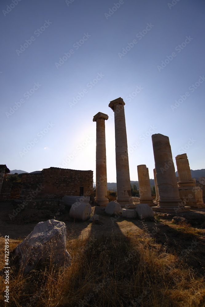 The ruins of the ancient city of Sardes, the capital of the Lydian State, are located in the town of Sart in Salihli district today. Artemis Temple. 