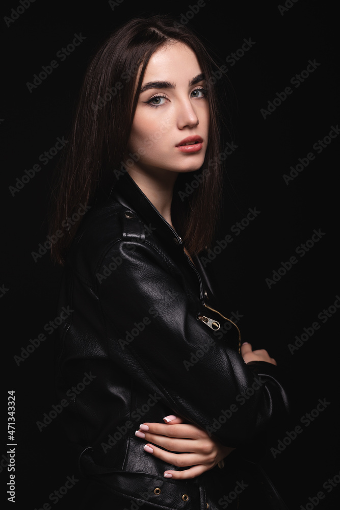 Perfect woman face portrait. Beauty sexy brunette model female with beautiful skin. Manicure, beautiful nails. Girl in fashionable gloves Perfect woman face portrait. Beauty sexy brunette model female with beautiful skin. Manicure, beautiful nails. Girl in fashionable gloves