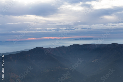 Mountains at sunset on an autumnal day © Rafael Prendes