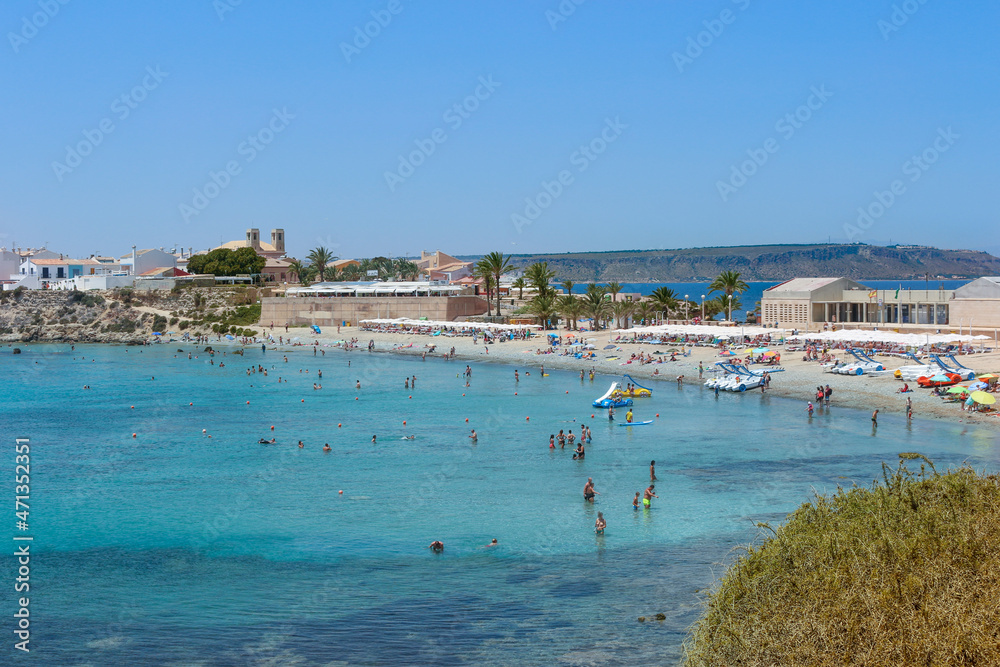 Isla de Tabarca una isla habitada en la Comunidad Valenciana Isla de Tabarca una isla habitada en la Comunidad Valenciana