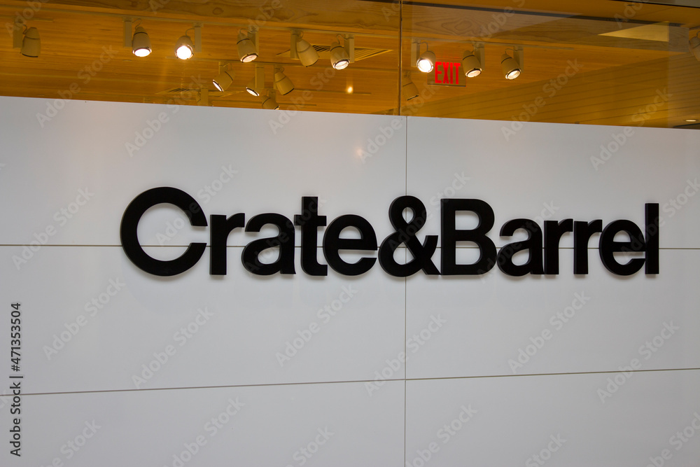 Crate & Barrel mall location. Crate and Barrel is an international home