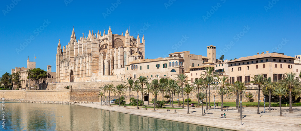 Cathedral Catedral de Palma de Mallorca La Seu church architecture travel traveling holidays vacation panorama in Spain