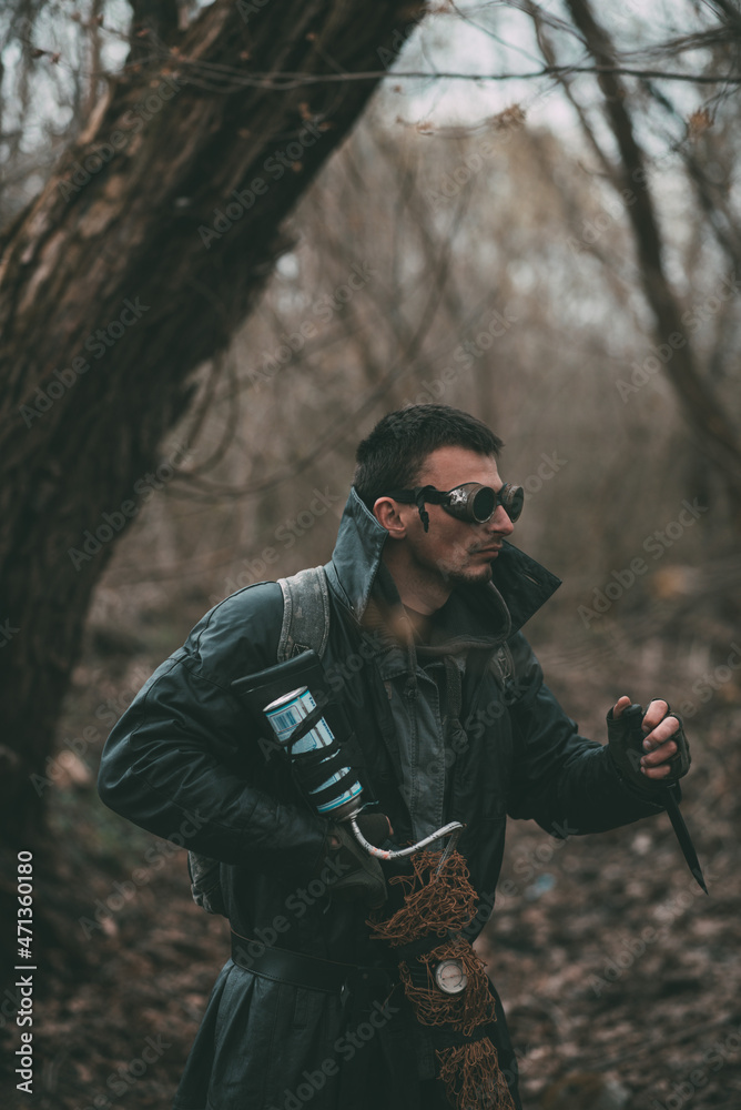 Obraz premium person in the forest