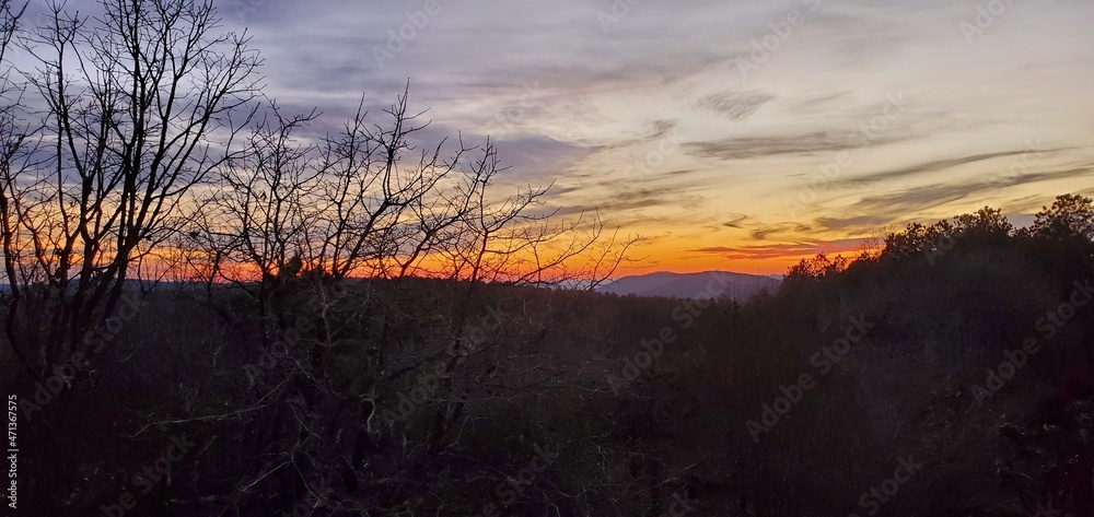 Fototapeta premium Sunset over the mountains