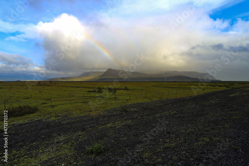 Jesienne kolory Islandii, w drodze do lodowca Eyjafjallajökull / Autumn colors of Iceland, on the way to Eyjafjallajökull glacier