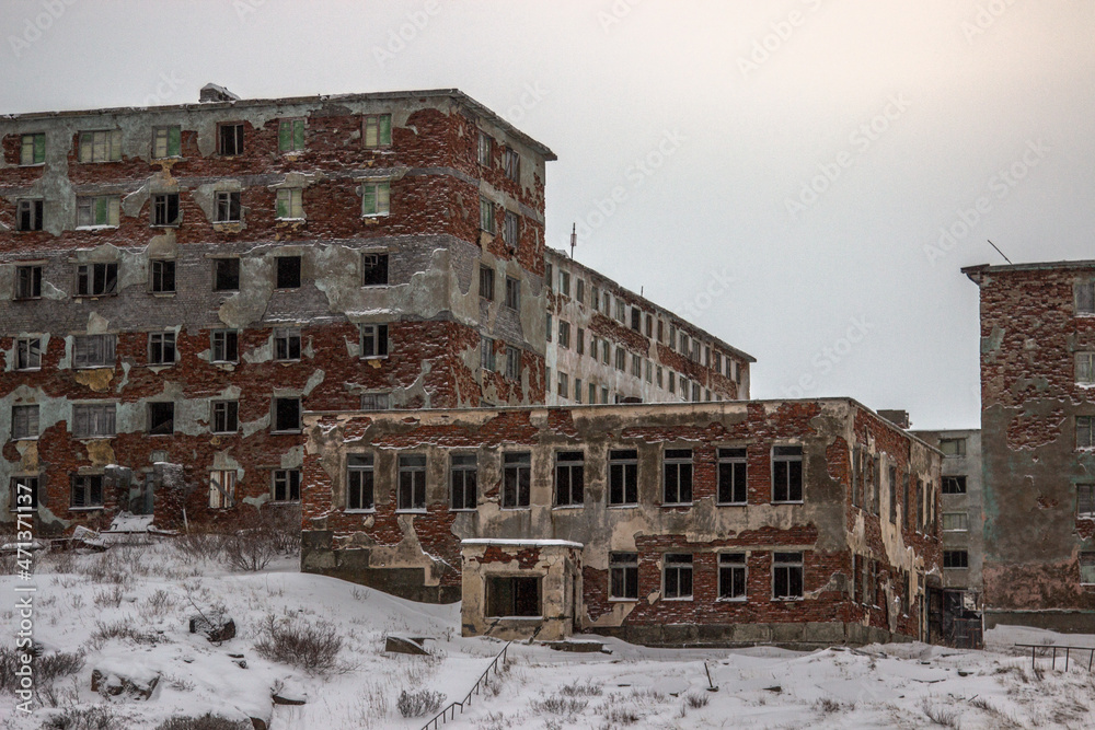 abandoned building in the winter