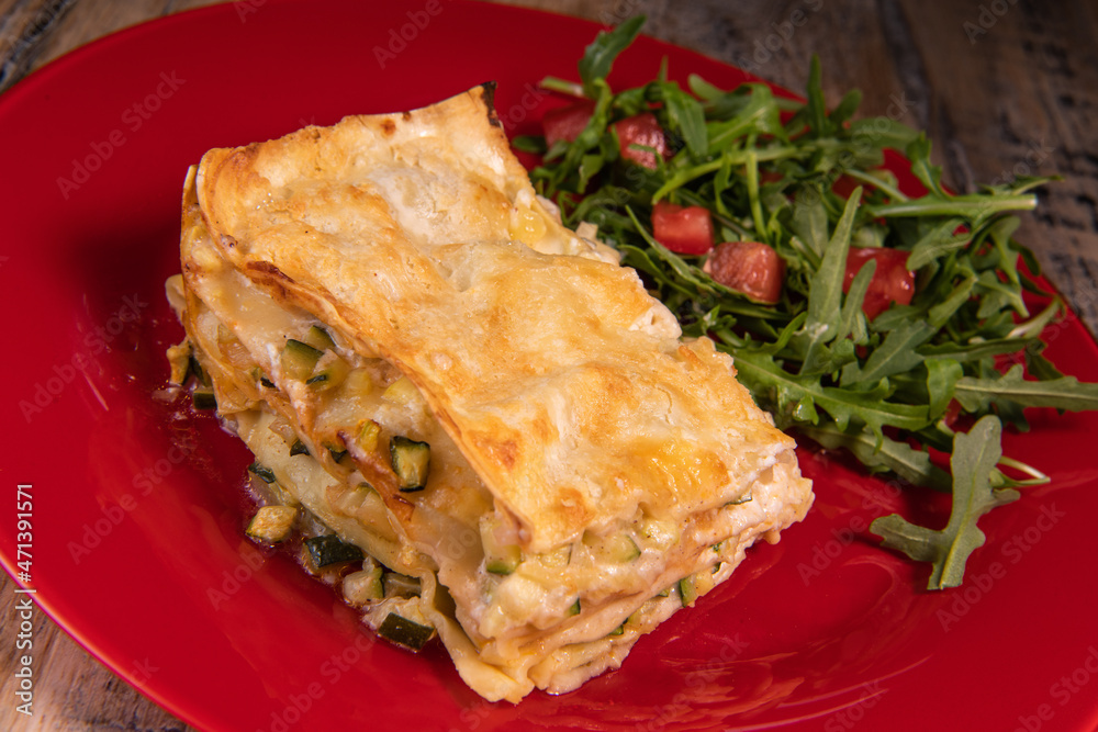 Recipe for vegetarian lasagna with goat cheese and arugula Recipe for vegetarian lasagna with goat cheese and arugula