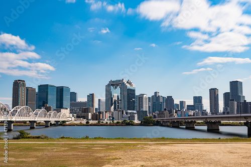淀川から見た大阪の都市風景
