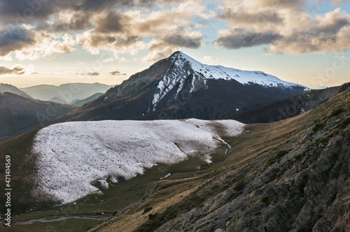North face of Mount Txamantxoia. Navarrese Pyrenees