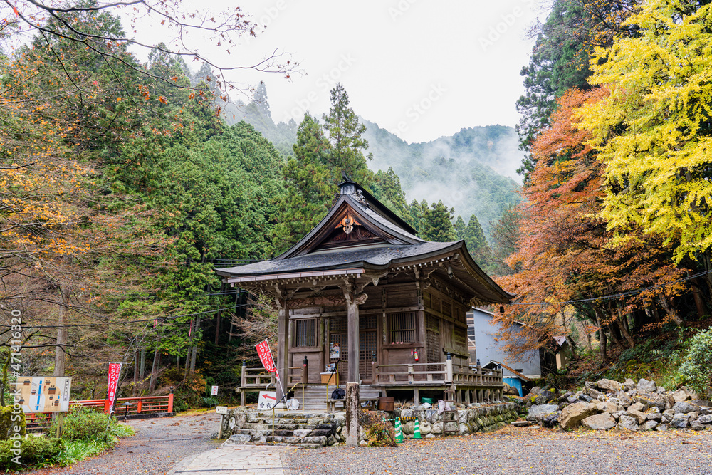 Obraz premium 横蔵寺観音堂