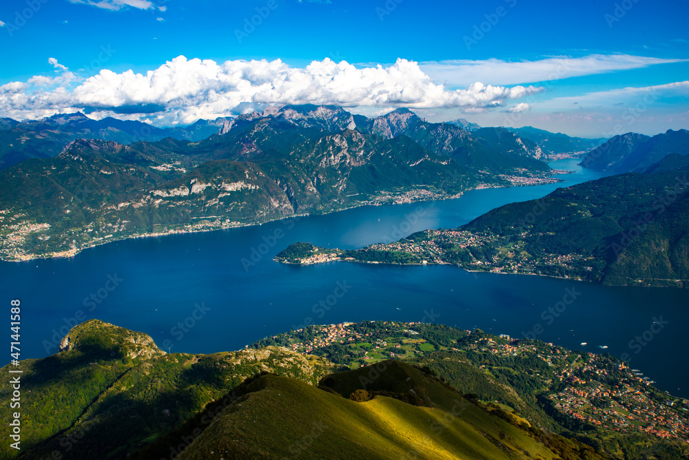 The panorama of Lake Como, photographed from Monte di Tremezzo, showing the Northern Grigna, the Southern Grigna, the Lecco branch, the town of Bellagio, and the surrounding mountains. 
