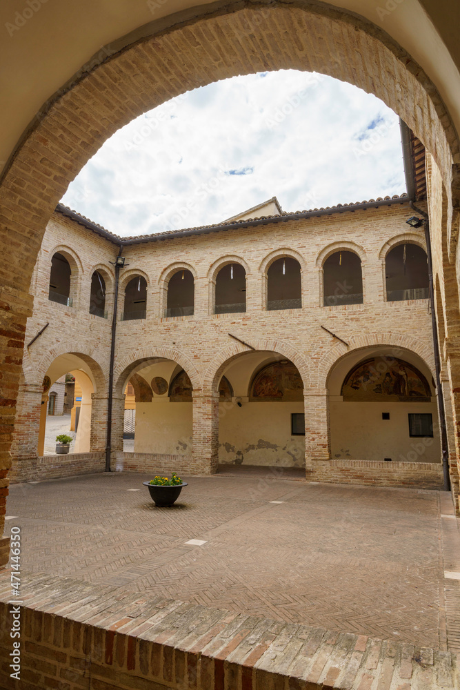 Ostra Vetere, historic town in Ancona province, Marche: cloister