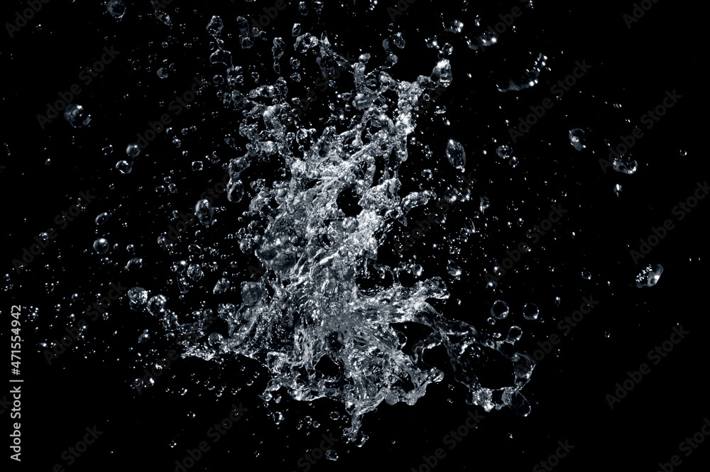 Fototapeta premium Water splash isolated.
