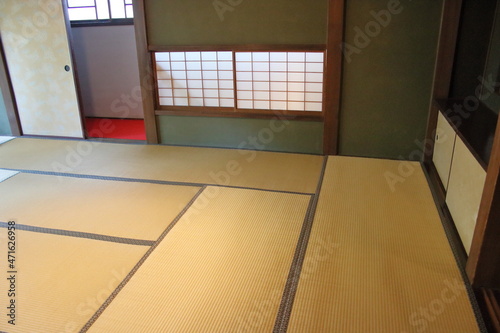 和室イメージ（畳、襖、障子）