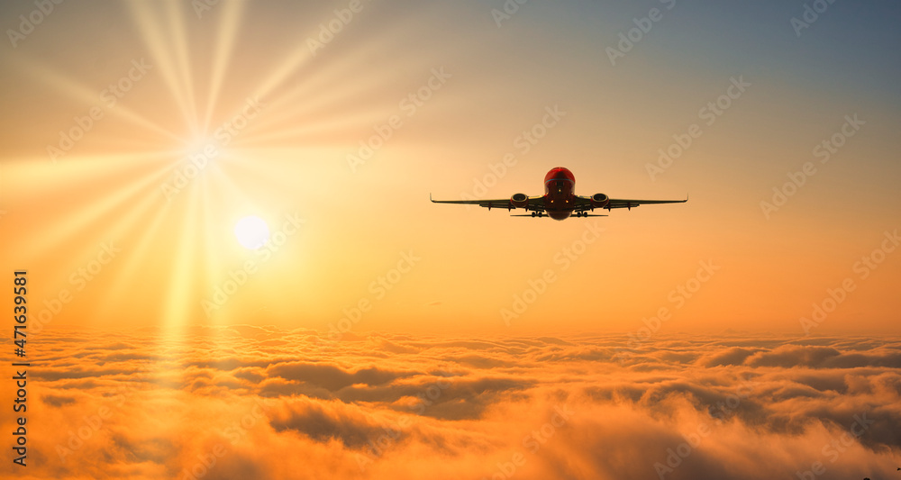 津別峠の雲海と飛行機合成 津別峠の雲海と飛行機合成
