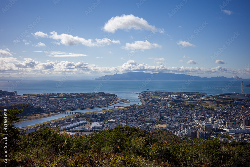 日本の兵庫県赤穂市の雄鷹台山の美しい秋の風景