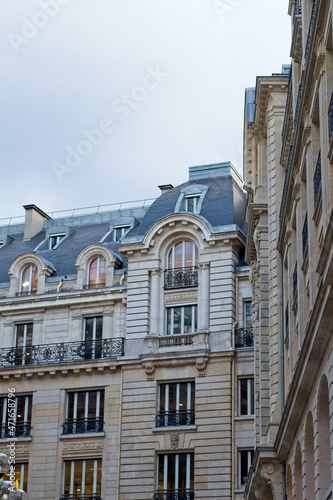 the facade of the building © Matthieu
