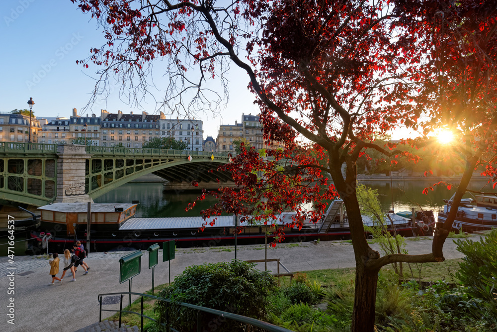 Seine river quay and Sully bridge in the 5th arrondissement of Paris city