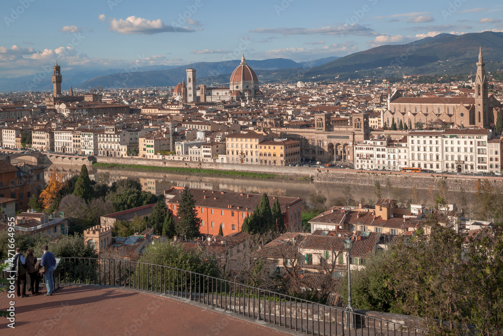 Firenze. Veduta della città e dei principali monumenti oltre il fiume Arno