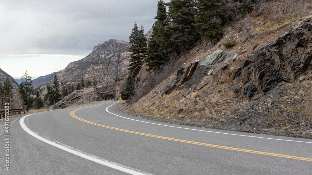 Fototapeta premium Mountain curve ahead 