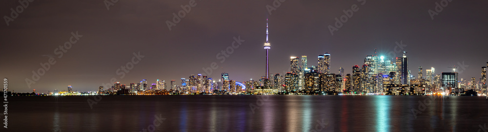Obraz premium Toronto Financial District night landscape cityscape