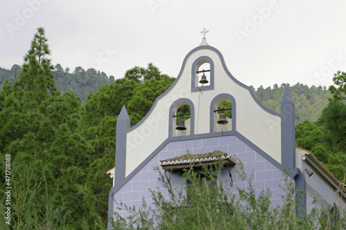 Pino y ermita de la Virgen del Pino, El Paso, La Palma