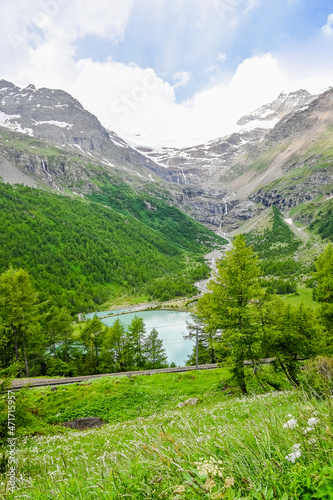 Bernina, Alp Grüm, Berninapass, Zugfahrt, Palü Gletscher, Gletscher, Alpen, Piz Canton, Piz Varuna, Bergsee, Lagh da Palü, Wanderweg, Graubünden, Sommer, Schweiz 