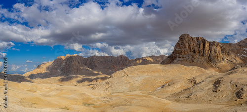 Aladaglar national park is a refuge for mountaineers. © satiozdemir