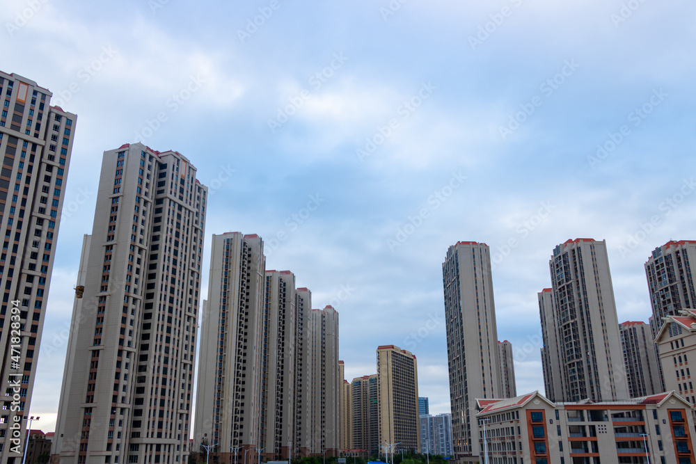Under the control of China's real estate, the property market has cooled down..