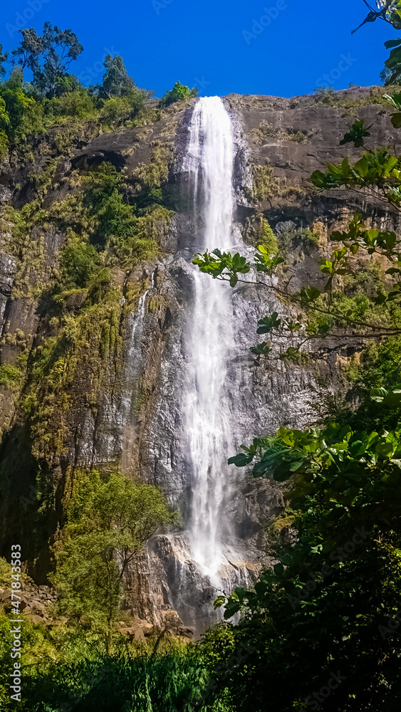 Diyaluma waterfall. The second highest waterfall in Sri Lanka Diyaluma waterfall. The second highest waterfall in Sri Lanka
