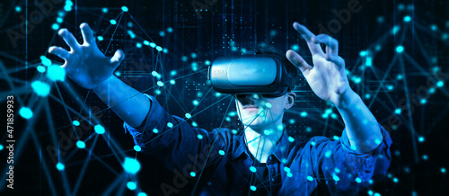 Metaverse Technologie -  virtuelle Realit  t 