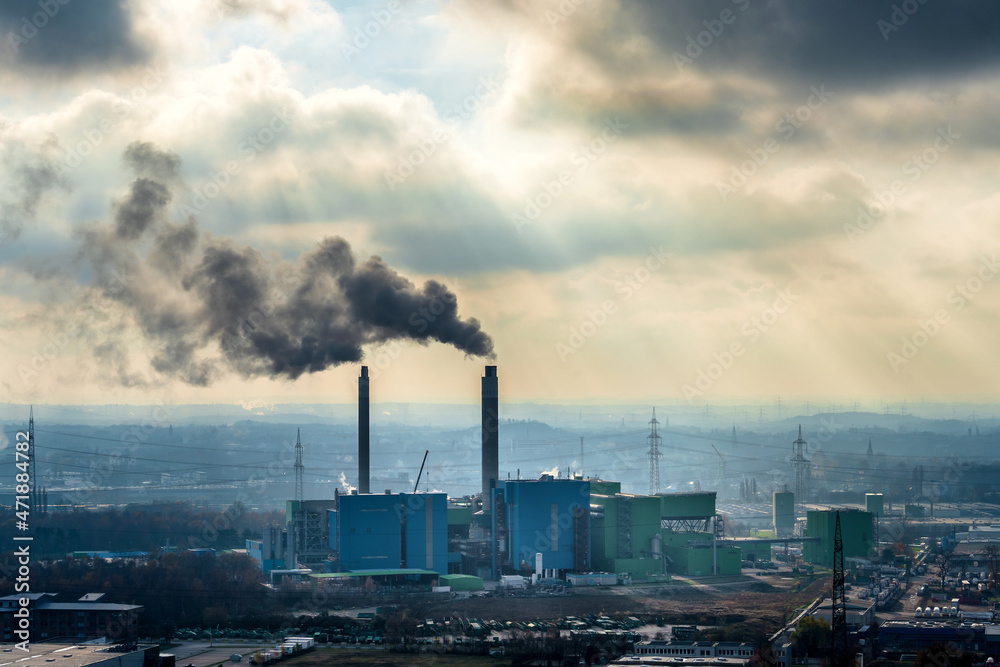 Emssionen bei der Industrieproduktion: Klimawandel und Nachhaltigkeit