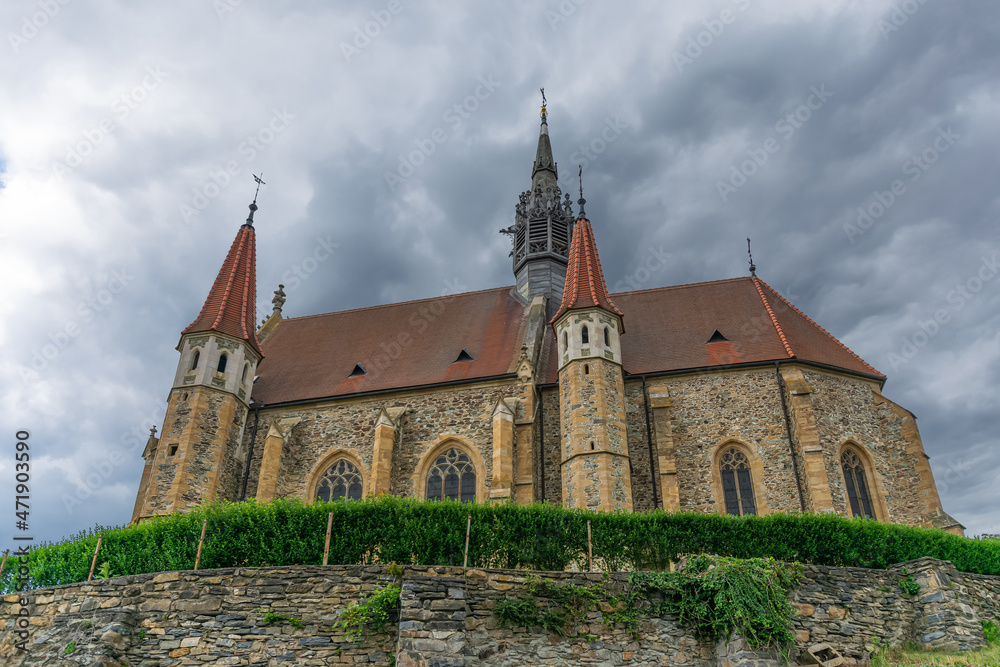 Fototapeta premium Mariasdorf with the famous parish church 