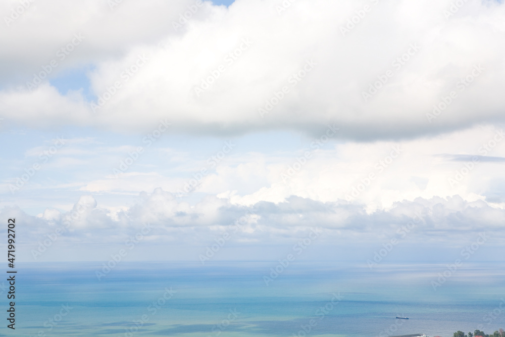 The sky and the sea merge on the horizon into a single whole.