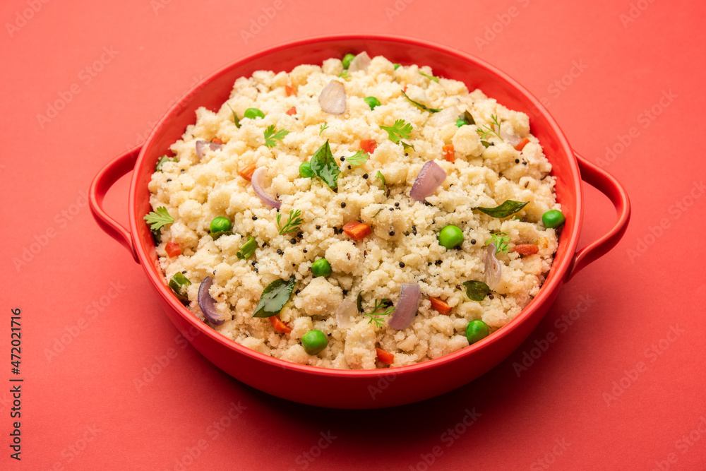Upma, uppumavu or uppittu indian breakfast recipe Upma, uppumavu or uppittu indian breakfast recipe