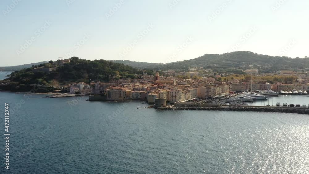 survol de Saint-Tropez sur la french Riviera dans le Var, sud de la France survol de Saint-Tropez sur la french Riviera dans le Var, sud de la France