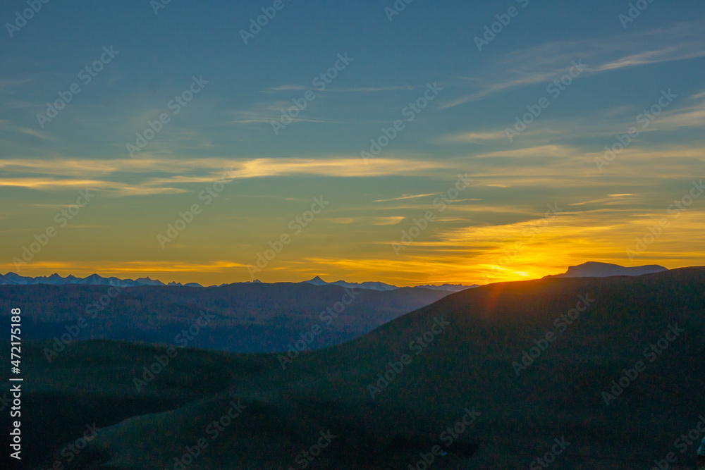Obraz premium Sunset in the Caucasus Mountains