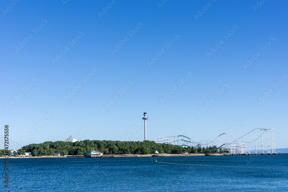 Fototapeta premium 神奈川県横浜市金沢区の海の公園