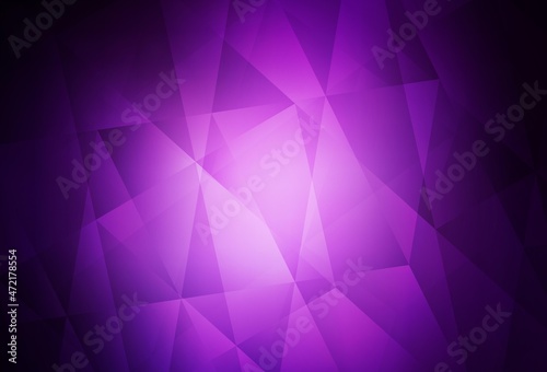 Dark Purple vector shining triangular layout.