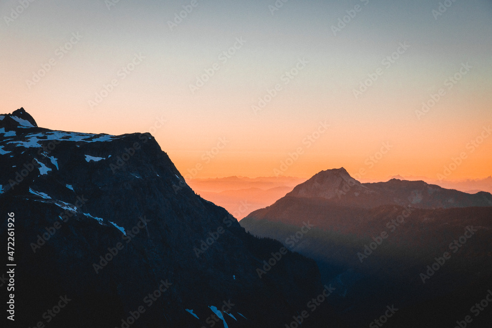 A beautiful sunset over mountains in North Cascades