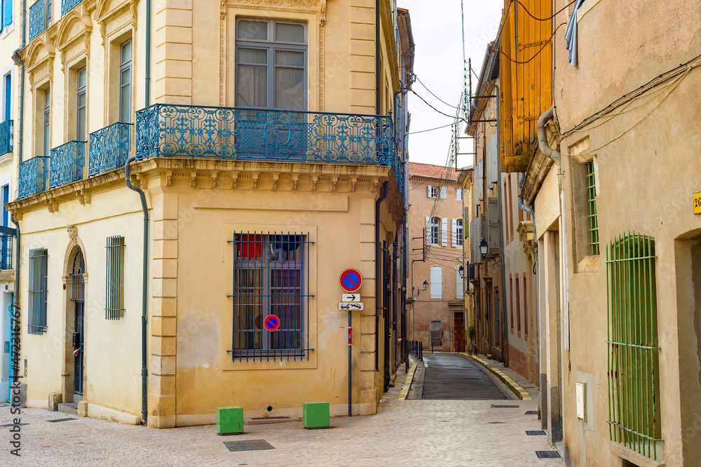 Fototapeta premium Street old town Bеziers France