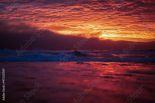 Vivid sunrise over the ocean