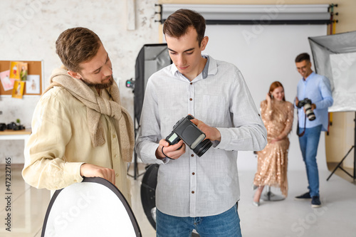 Young photographers during ...