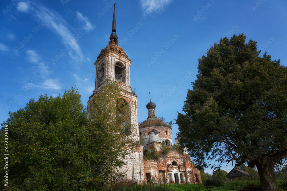 Destroyed old church, Ivanovo region, Russia Destroyed old church, Ivanovo region, Russia