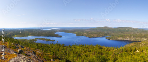 Fototapeta Naklejka Na Ścianę i Meble -  Landscapes overlooking the lake. Panorama. Kola Peninsula, Arctic Circle, Russia