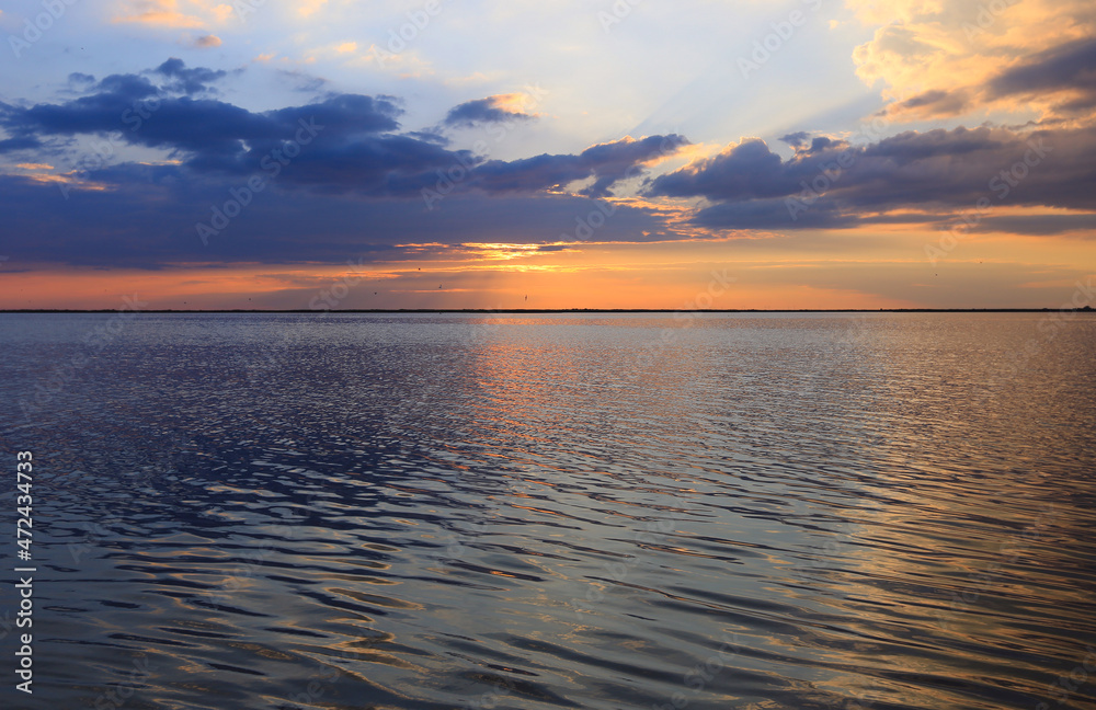 Obraz premium evening on sea